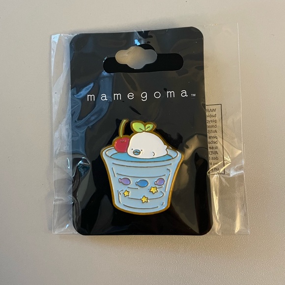 Mamegoma Enamel Pin - Picture 1 of 2